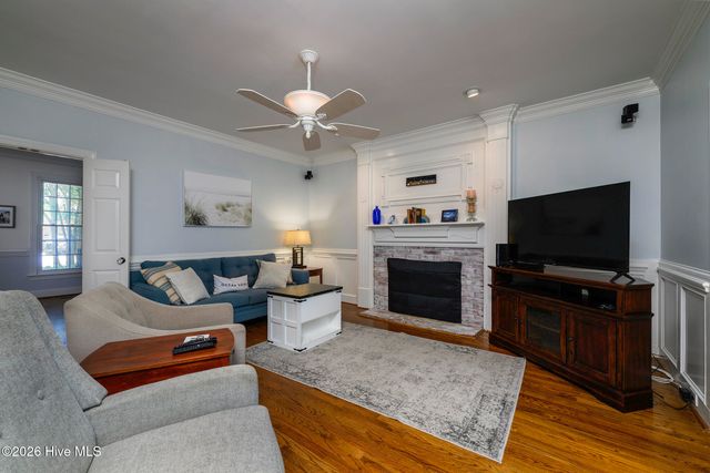 906 Leeward Drive, New Bern, NC 28562