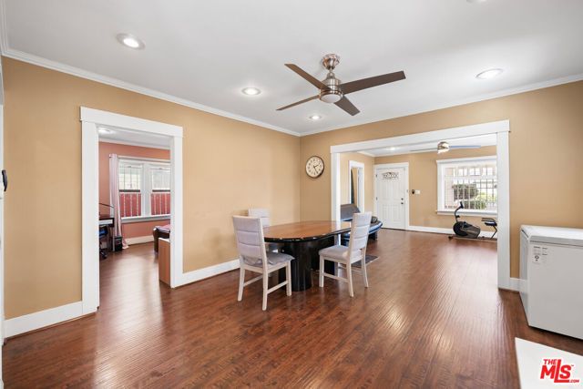 3941 2nd Avenue, Los Angeles, CA 90008