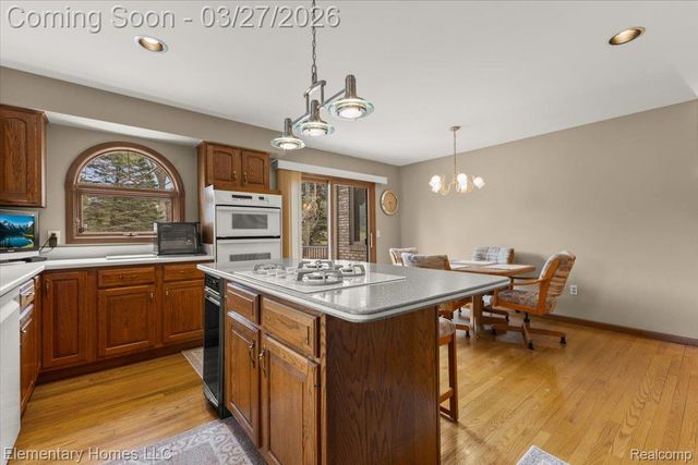 56688 Portsmouth Drive, Shelby Charter Township, MI 48316