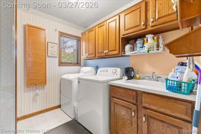 56688 Portsmouth Drive, Shelby Charter Township, MI 48316