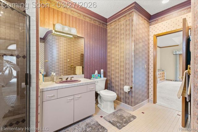 56688 Portsmouth Drive, Shelby Charter Township, MI 48316