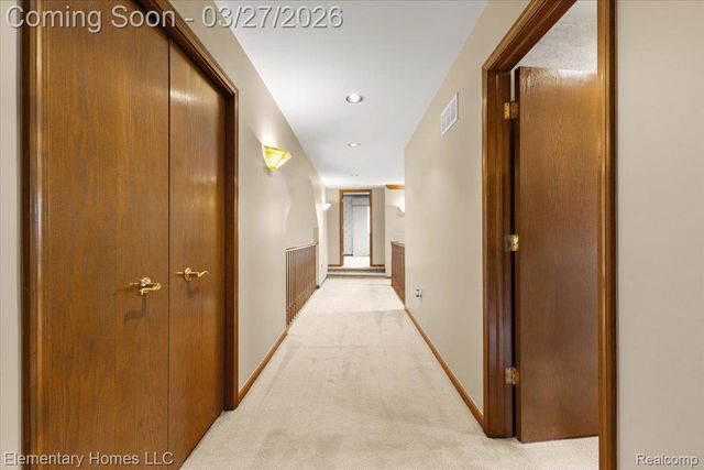 56688 Portsmouth Drive, Shelby Charter Township, MI 48316