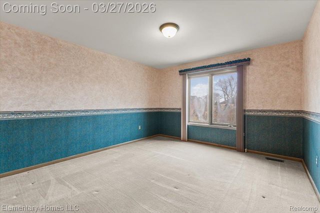 56688 Portsmouth Drive, Shelby Charter Township, MI 48316