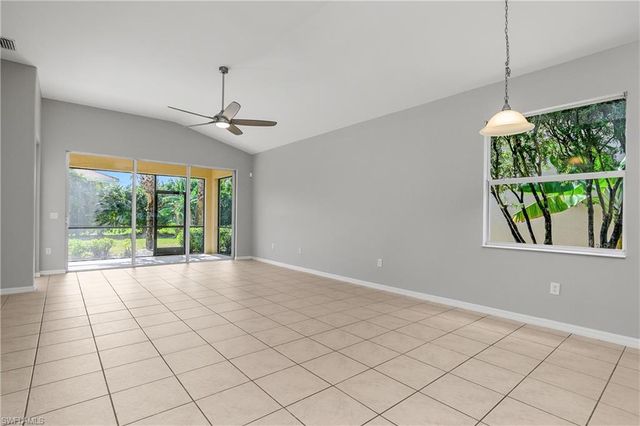 2022 Fairmont LN, Naples, FL 34120