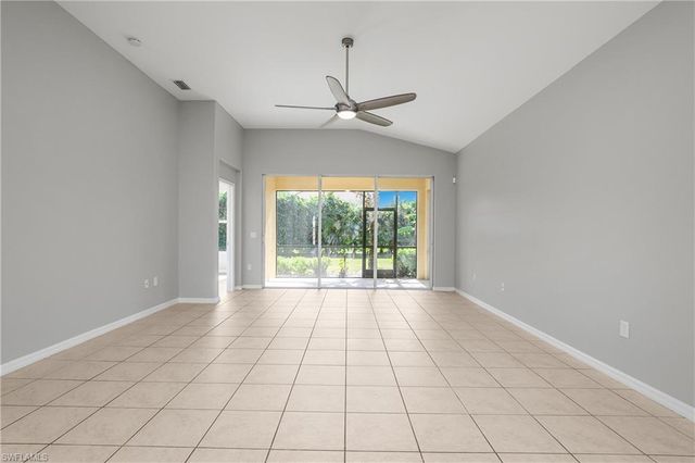 2022 Fairmont LN, Naples, FL 34120