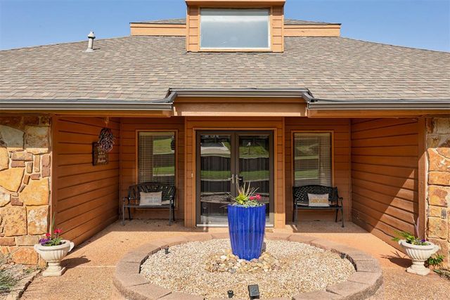2109 Brookwood Place, Edmond, OK 73034
