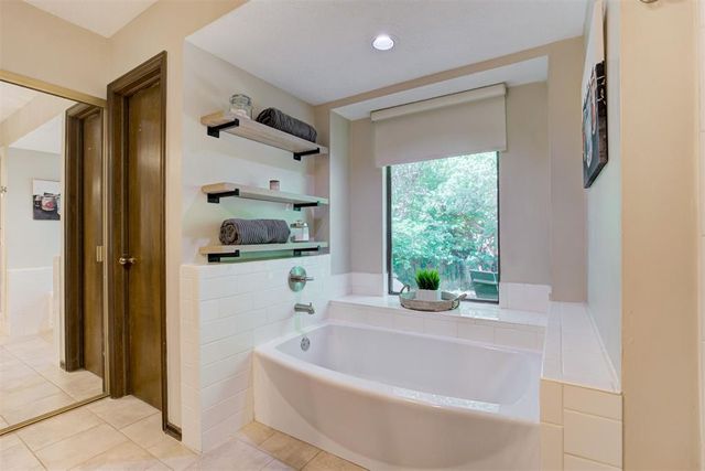 2109 Brookwood Place, Edmond, OK 73034