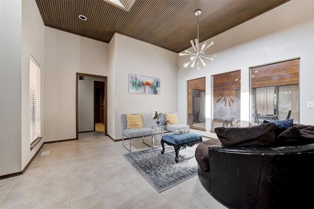 2109 Brookwood Place, Edmond, OK 73034