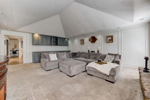 2109 Brookwood Place, Edmond, OK 73034