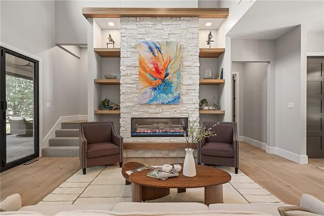 5443 Pawnee Lane, Fairway, KS 66205