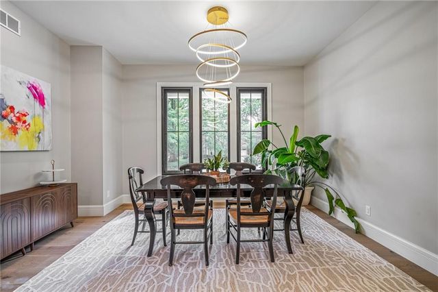 5443 Pawnee Lane, Fairway, KS 66205