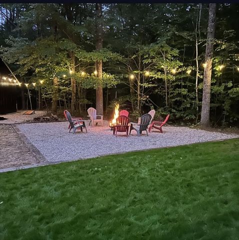 118 Round Pond Rd, Freedom, NH 03836