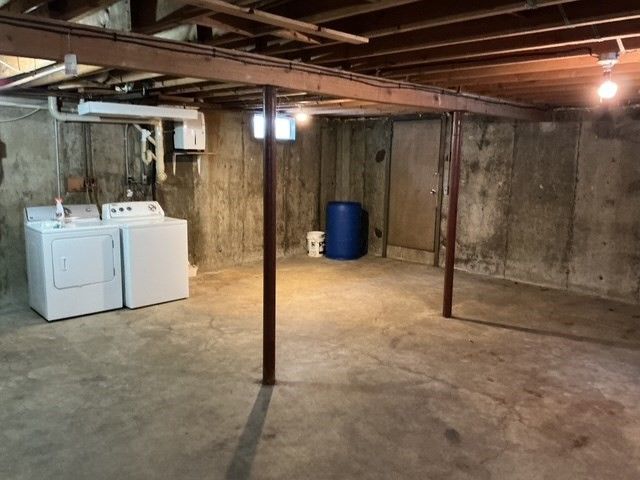 118 Round Pond Rd, Freedom, NH 03836