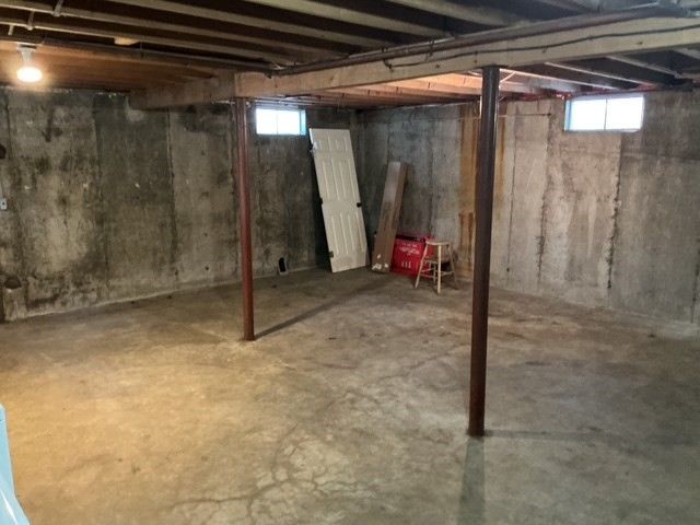 118 Round Pond Rd, Freedom, NH 03836