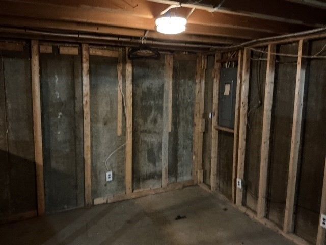 118 Round Pond Rd, Freedom, NH 03836