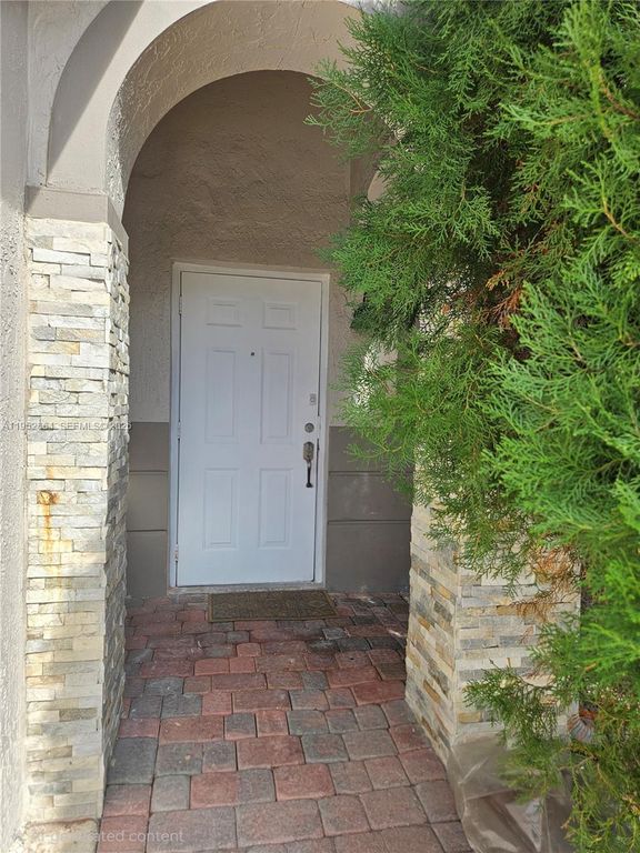 8371 SW 124th Ave 105-12, Miami, FL 33183