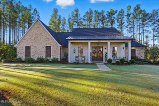 202 Lost Oak Lane, Brandon, MS 39047