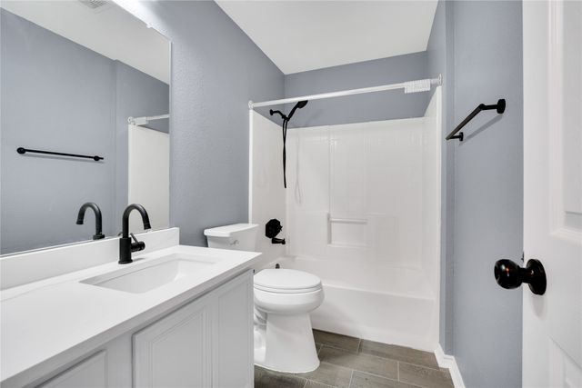 100 Otter, Waxahachie, TX 75165