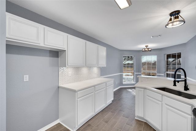 100 Otter, Waxahachie, TX 75165