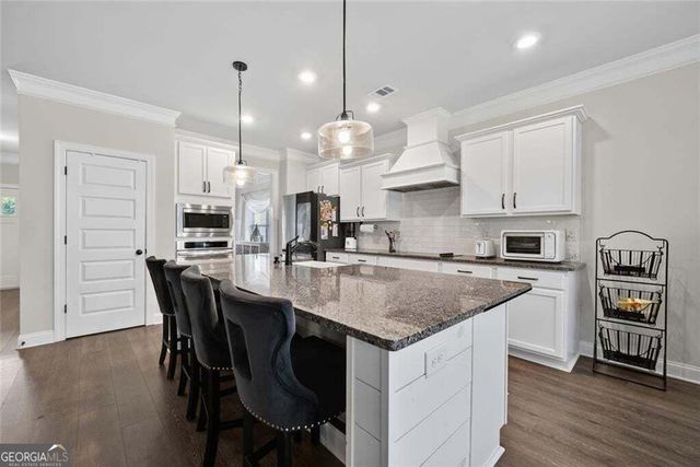 3501 Bentley Farms Way, Loganville, GA 30052