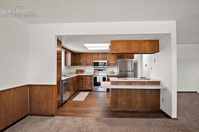 208 Starlite Drive, Pueblo, CO 81005