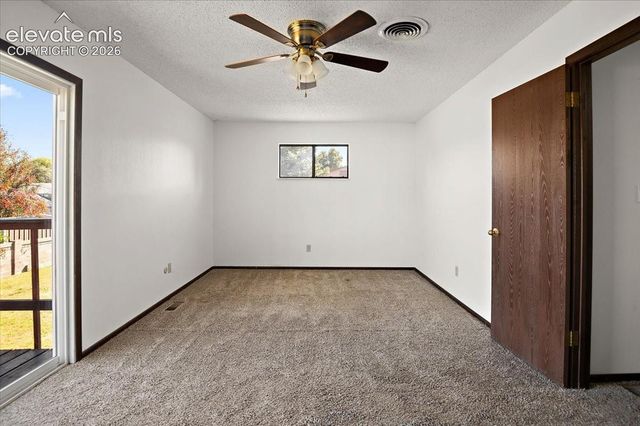 208 Starlite Drive, Pueblo, CO 81005