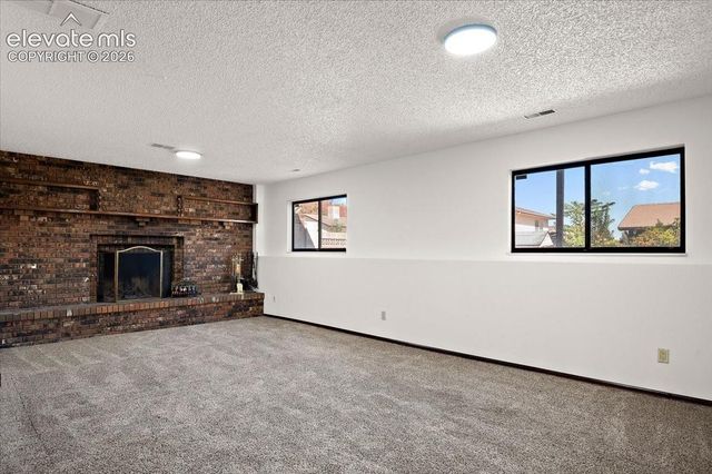 208 Starlite Drive, Pueblo, CO 81005