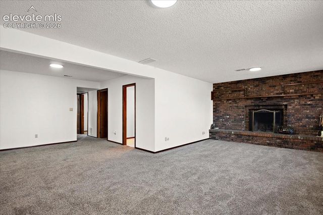 208 Starlite Drive, Pueblo, CO 81005