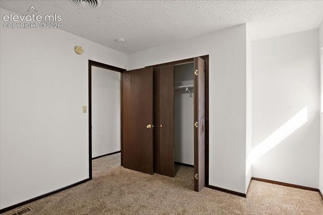 208 Starlite Drive, Pueblo, CO 81005