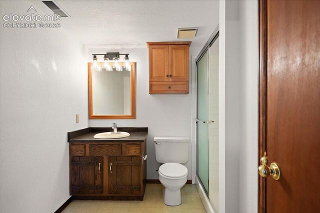 208 Starlite Drive, Pueblo, CO 81005