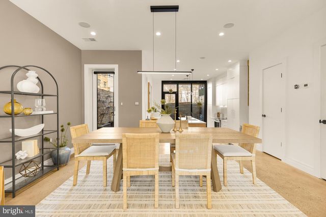 1005 P ST NW, Washington, DC 20001