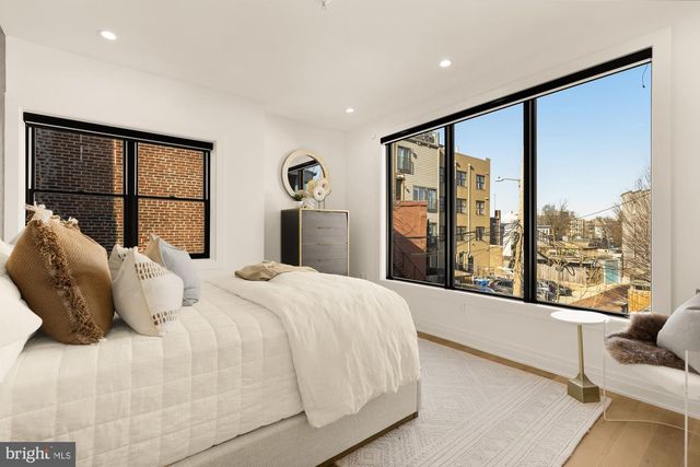 1005 P ST NW, Washington, DC 20001