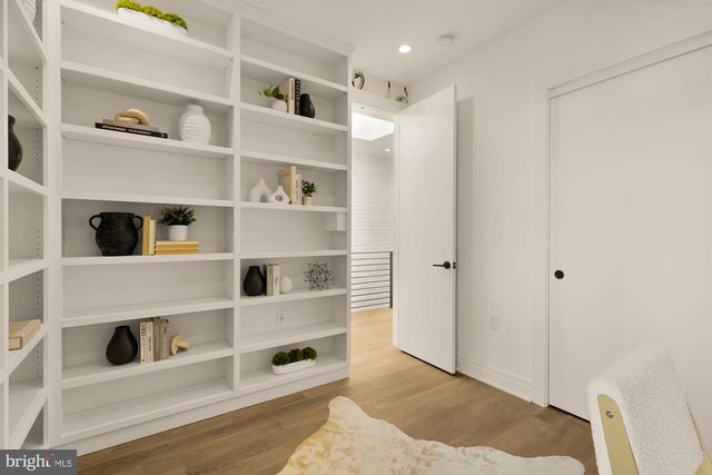 1005 P ST NW, Washington, DC 20001