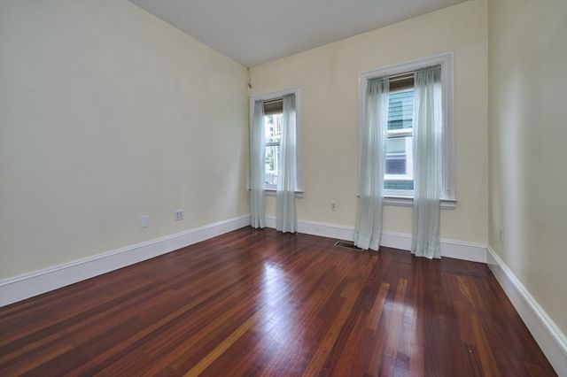 103 Grant St 1, Somerville, MA 02145