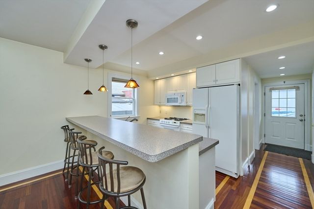 103 Grant St 1, Somerville, MA 02145