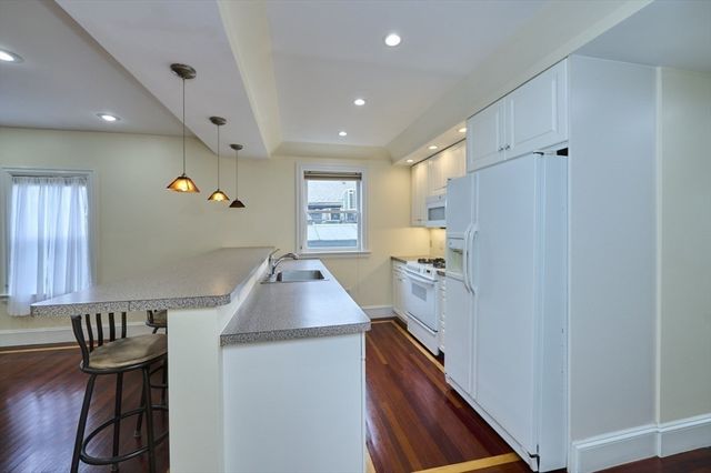 103 Grant St 1, Somerville, MA 02145