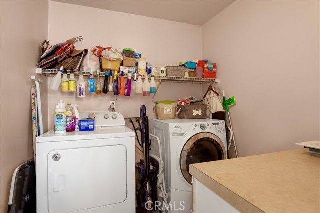 233 Kanan, Oak Park, CA 91377