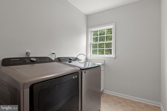 16 FARM RIDGE CT, Baldwin, MD 21013