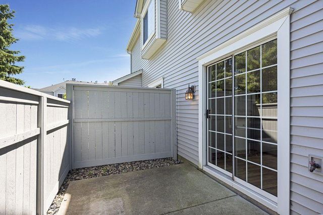 10958 Lexington Drive, Eden Prairie, MN 55344