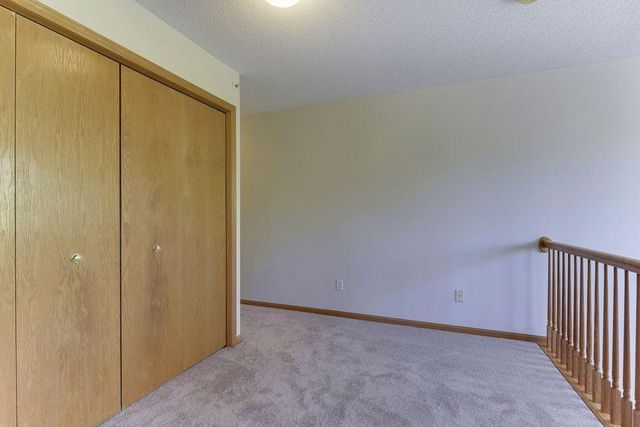 10958 Lexington Drive, Eden Prairie, MN 55344
