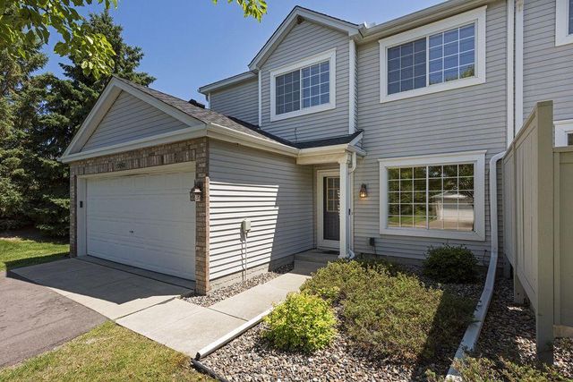 10958 Lexington Drive, Eden Prairie, MN 55344