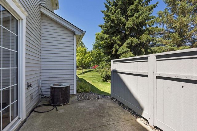 10958 Lexington Drive, Eden Prairie, MN 55344