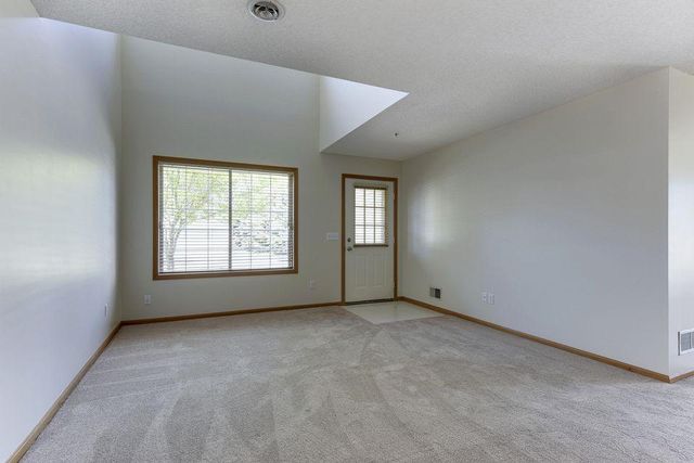 10958 Lexington Drive, Eden Prairie, MN 55344