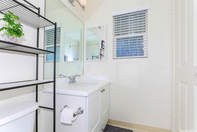 91-2220 Kaiwawalo Street 1202, Ewa Beach, HI 96706