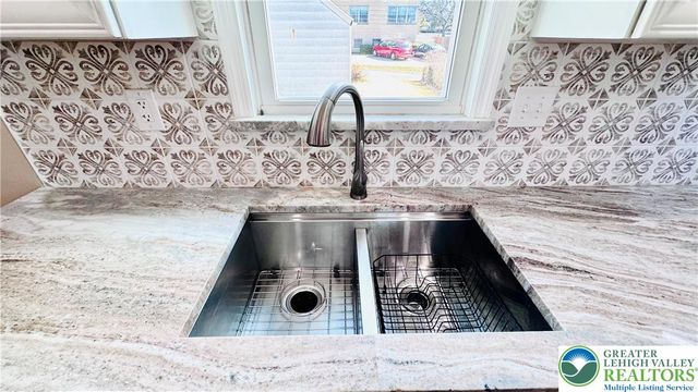 1436 Madison Avenue, Bethlehem City, PA 18018