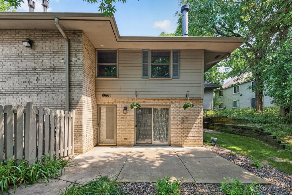 18661 Clear View Court, Minnetonka, MN 55345 — photo 2