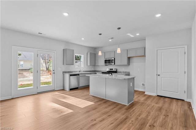 841 Shoveler Court, Kernersville, NC 27284