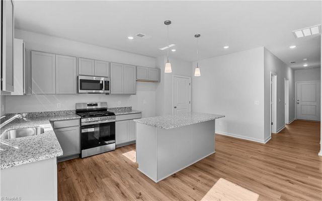 841 Shoveler Court, Kernersville, NC 27284