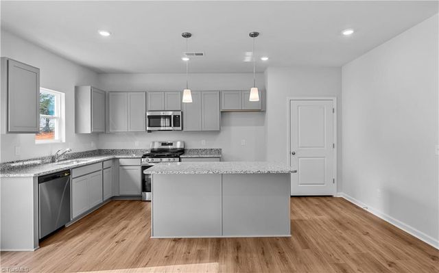 841 Shoveler Court, Kernersville, NC 27284