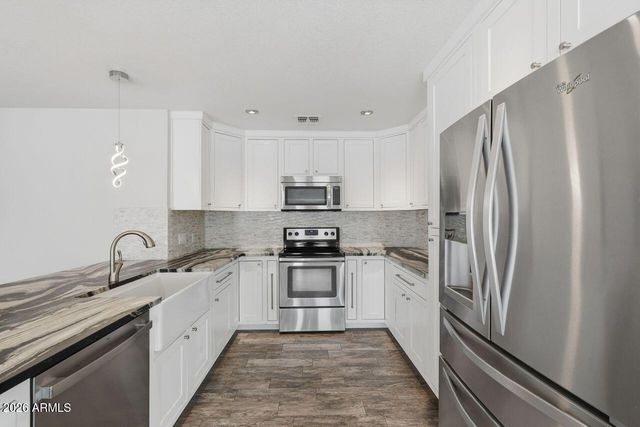 748 N 22ND Street, Mesa, AZ 85213